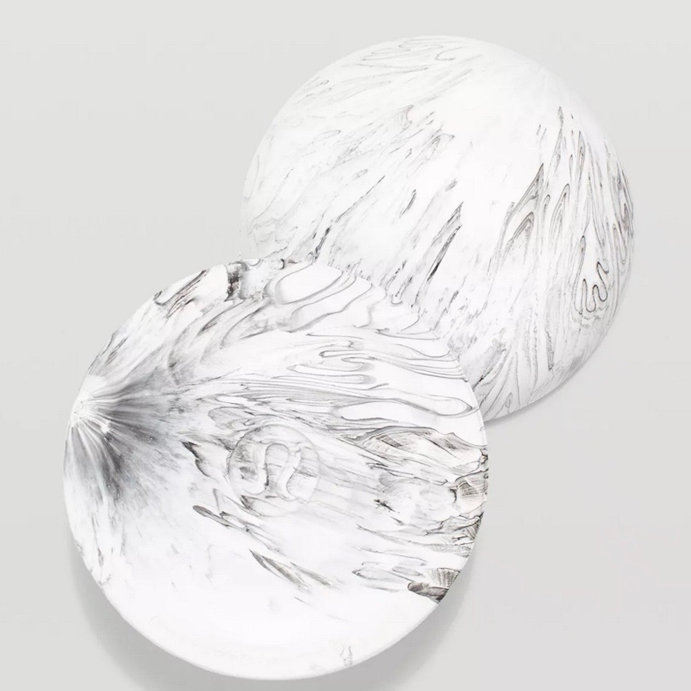 lululemon athletica Marble Print Silicone Cups in White and Gray